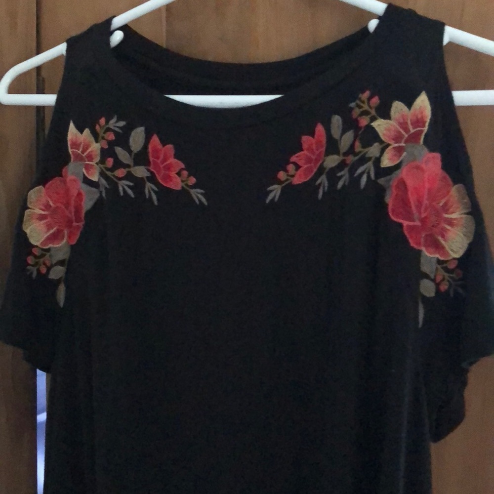 American Eagle Medium Soft & Sexy T